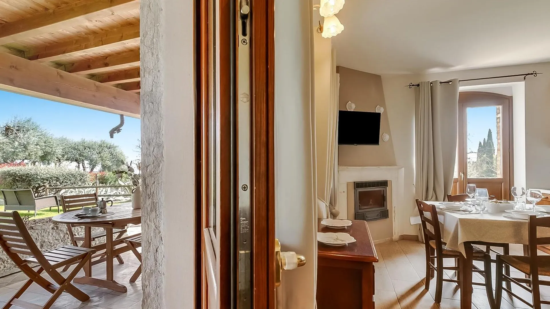Cascina Crocelle With Lake View And Shared Pool Padenghe sul Garda 0*,