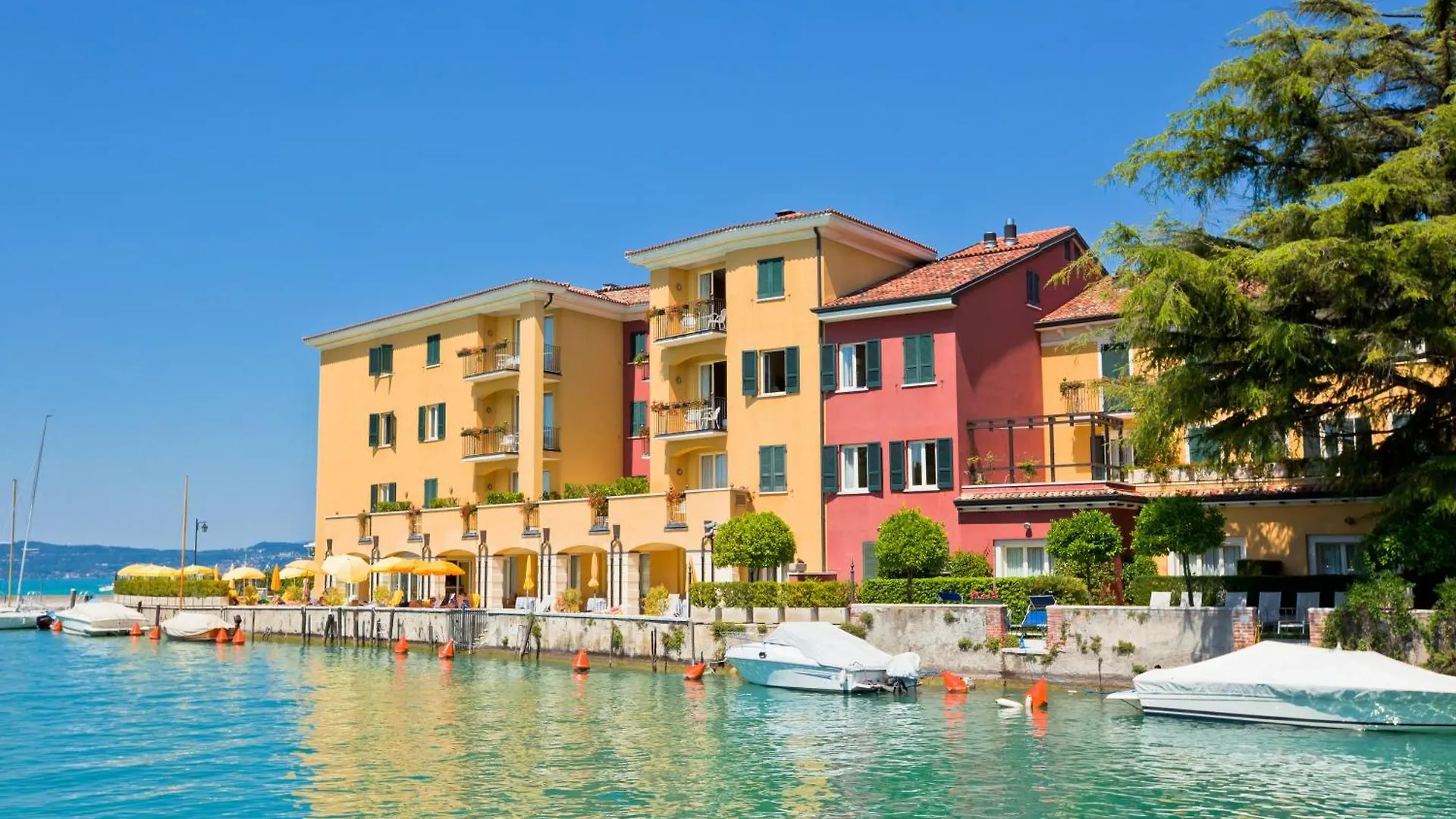 Cascina Crocelle With Lake View And Shared Pool Padenghe sul Garda İtalya