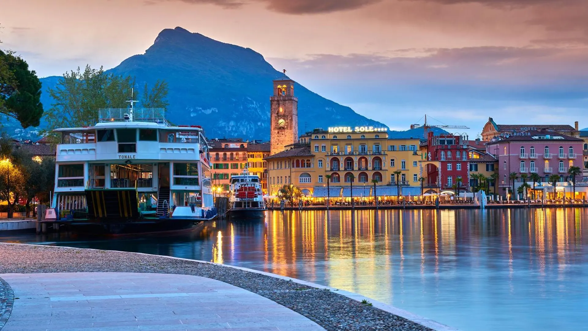 Cascina Crocelle With Lake View And Shared Pool Padenghe sul Garda Ιταλία
