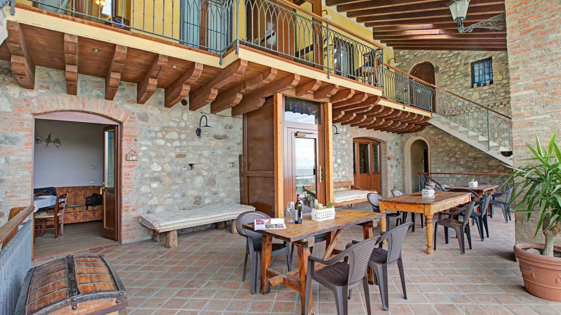 Cascina Crocelle With Lake View And Shared Pool Padenghe sul Garda