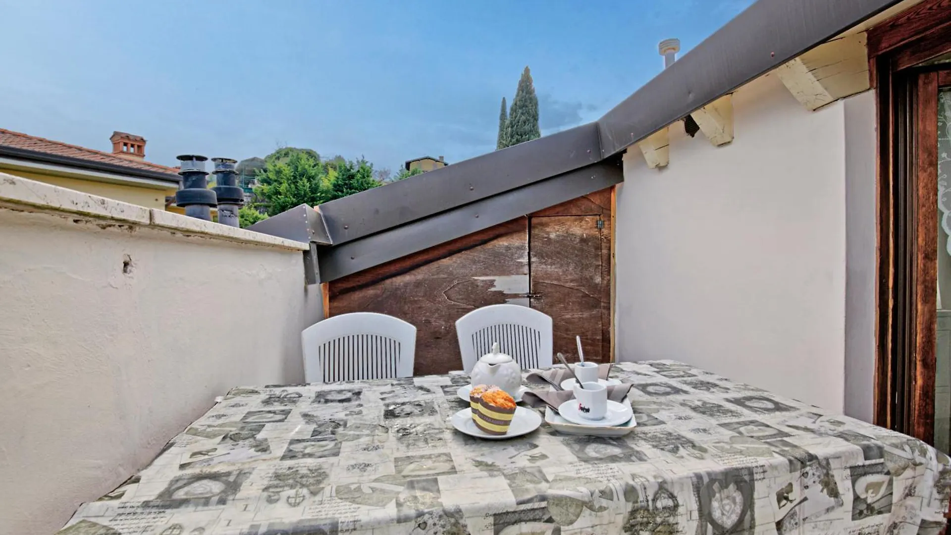 Cascina Crocelle With Lake View And Shared Pool Padenghe sul Garda Ιταλία
