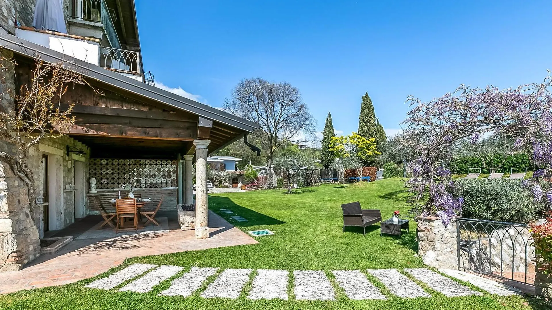 Bauernhof Cascina Crocelle With Lake View And Shared Pool Padenghe sul Garda